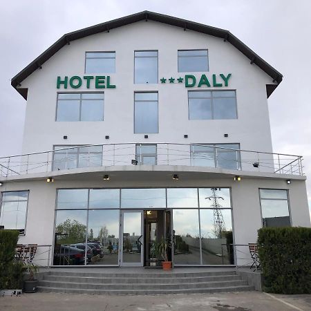 Hotel Daly 普洛耶什蒂 外观 照片